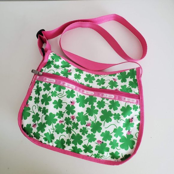 Ladybug on a Leaf Cross Body Shoulder Messenger Laptop Bag Ladybug on a Leaf Cross Body Shoulder Messenger Laptop Bag